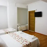 Ugur Hotel Kaş