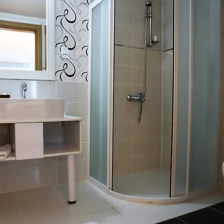 Ugur Hotel Kas