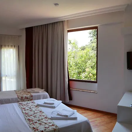 Hotel Ugur *
