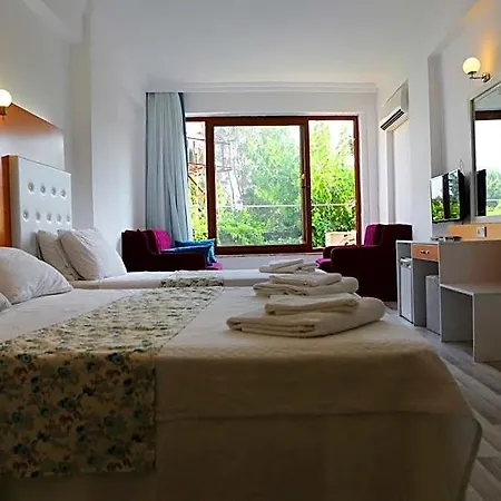 Hotel Ugur Kaş