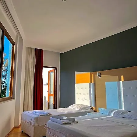 Hotel Ugur Kaş