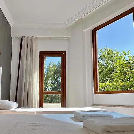 Ugur Hotel Kaş