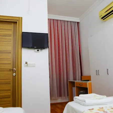 乌格酒店 酒店 卡斯